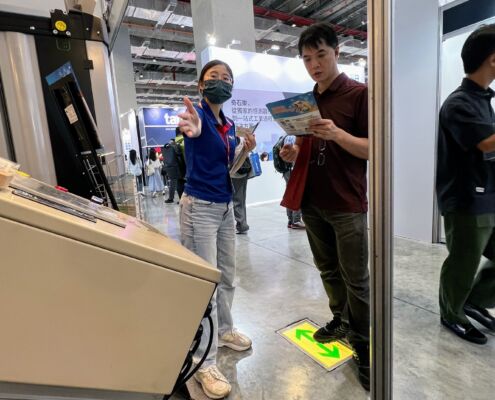 同仁展示聯興新App技術